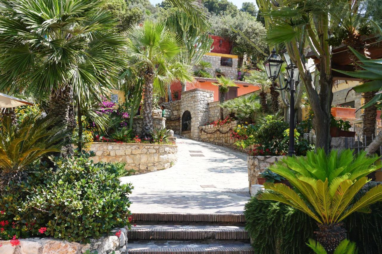 Aeneas' Landing Resort Gaeta Exteriör bild